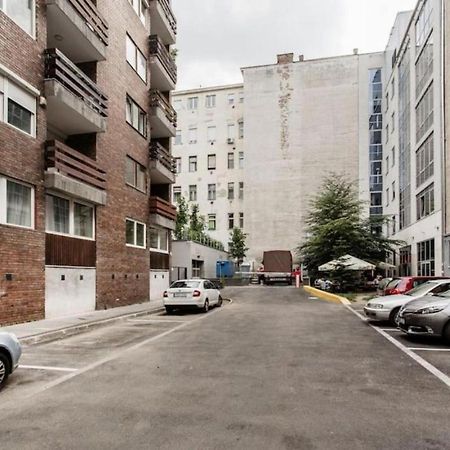 The Downtown Chill Apartment Budapest Exterior photo