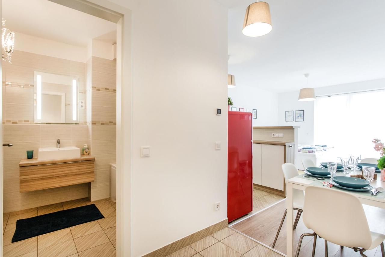 The Downtown Chill Apartment Budapest Exterior photo